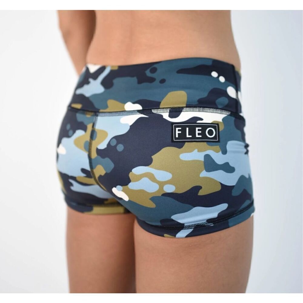 Fleo Alpine Camo Olive OG shorts size small